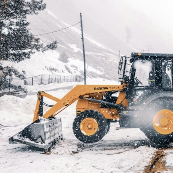 Maximizing Skid Steer Performance With the Right Attachments